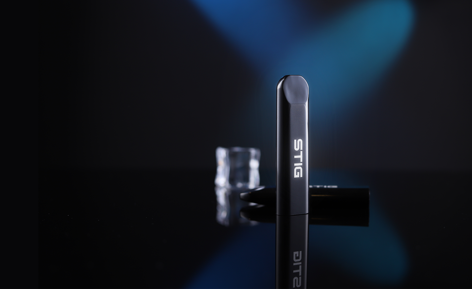 بهترین پاد یکبارمصرف | مناسب برای ترک سیگار 3 دو عدد پاد یکبارمصرف در کنار هم